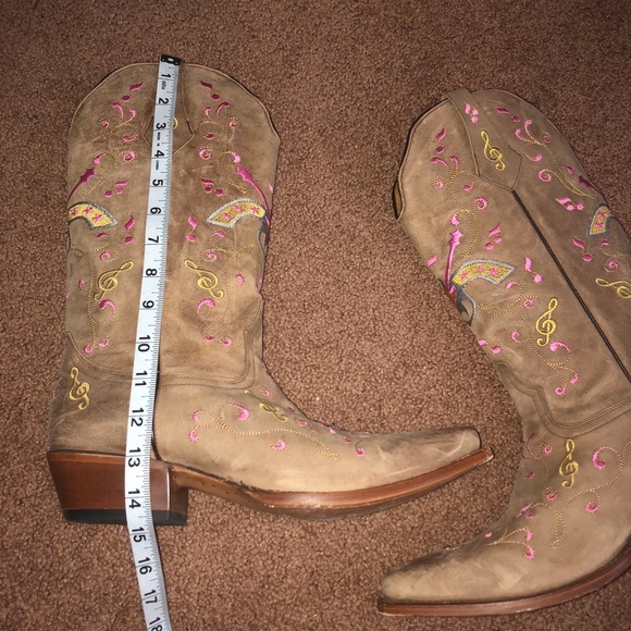 Johnny Ringo Cowboy Boots - Picture 4 of 10